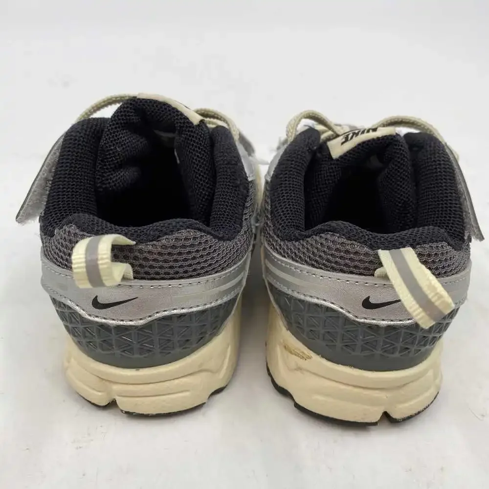 Nike Silver Black Vomero Sneakers | Boys 9T Regular